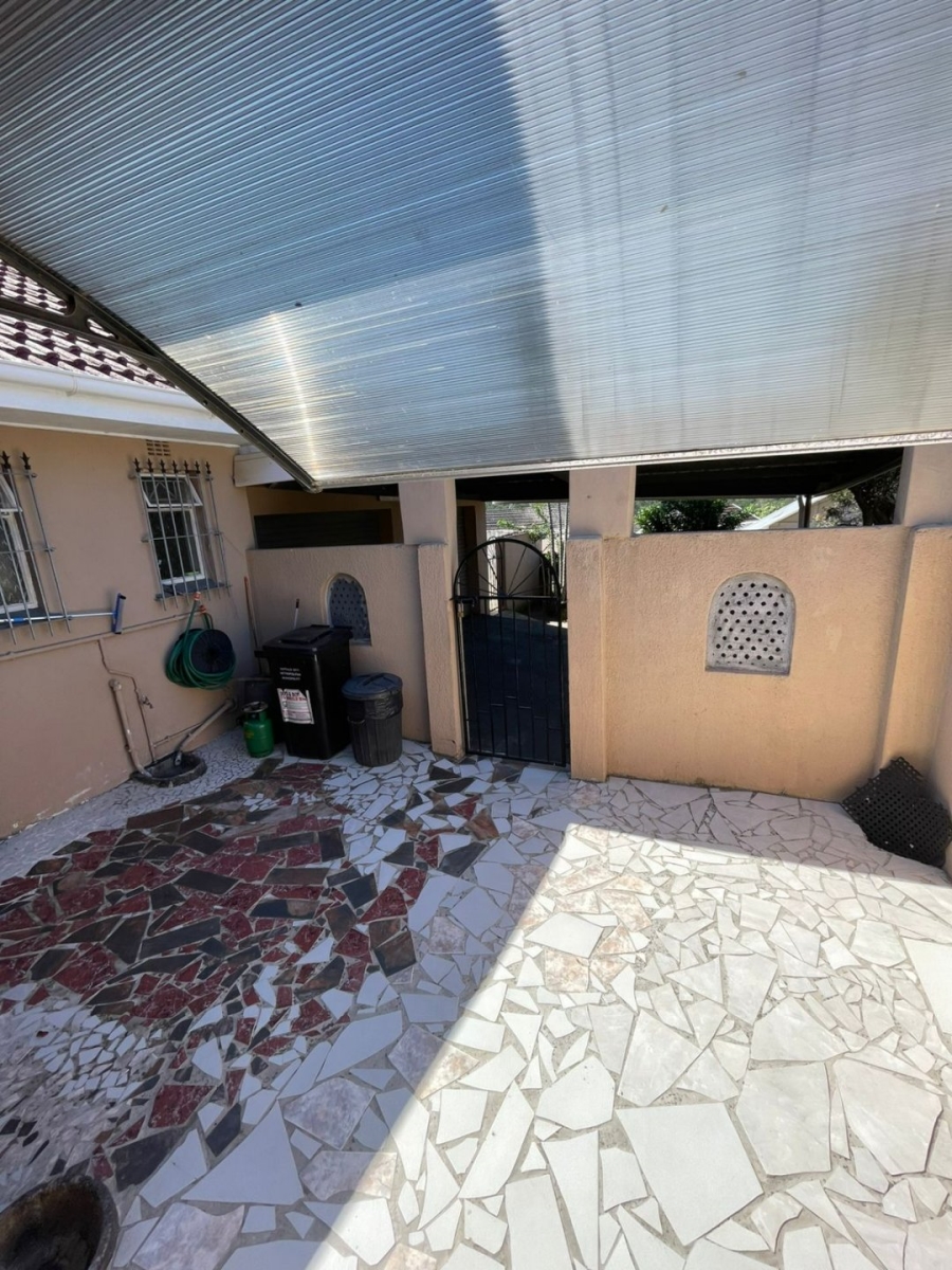 3 Bedroom Property for Sale in Amalinda Eastern Cape